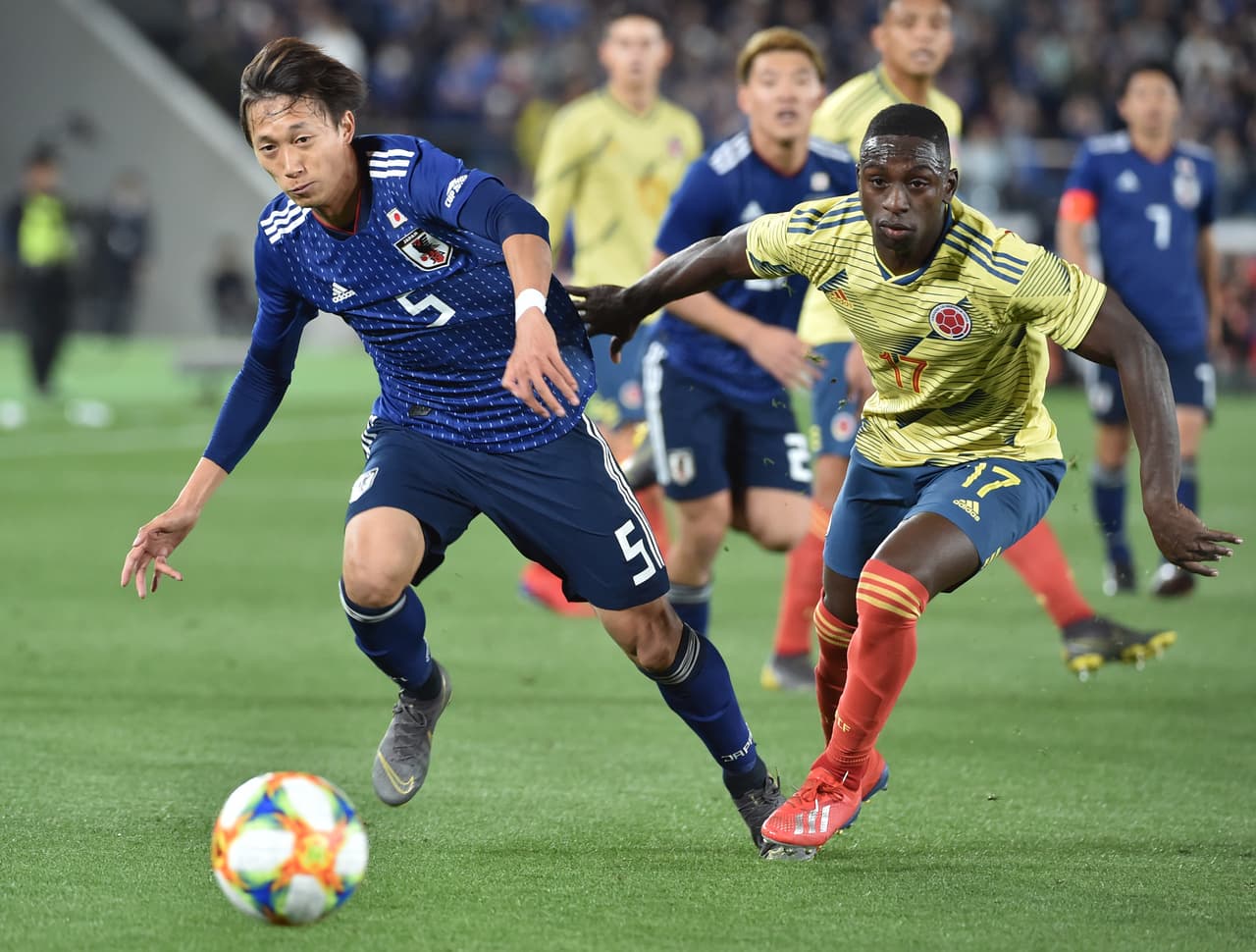 Aunque la primera opción de gol fue de los sudamericanos con un remate al palo de Sebastián Villa, Japón fue el dueño del partido y tuvo suficientes oportunidades para irse en ventaja.