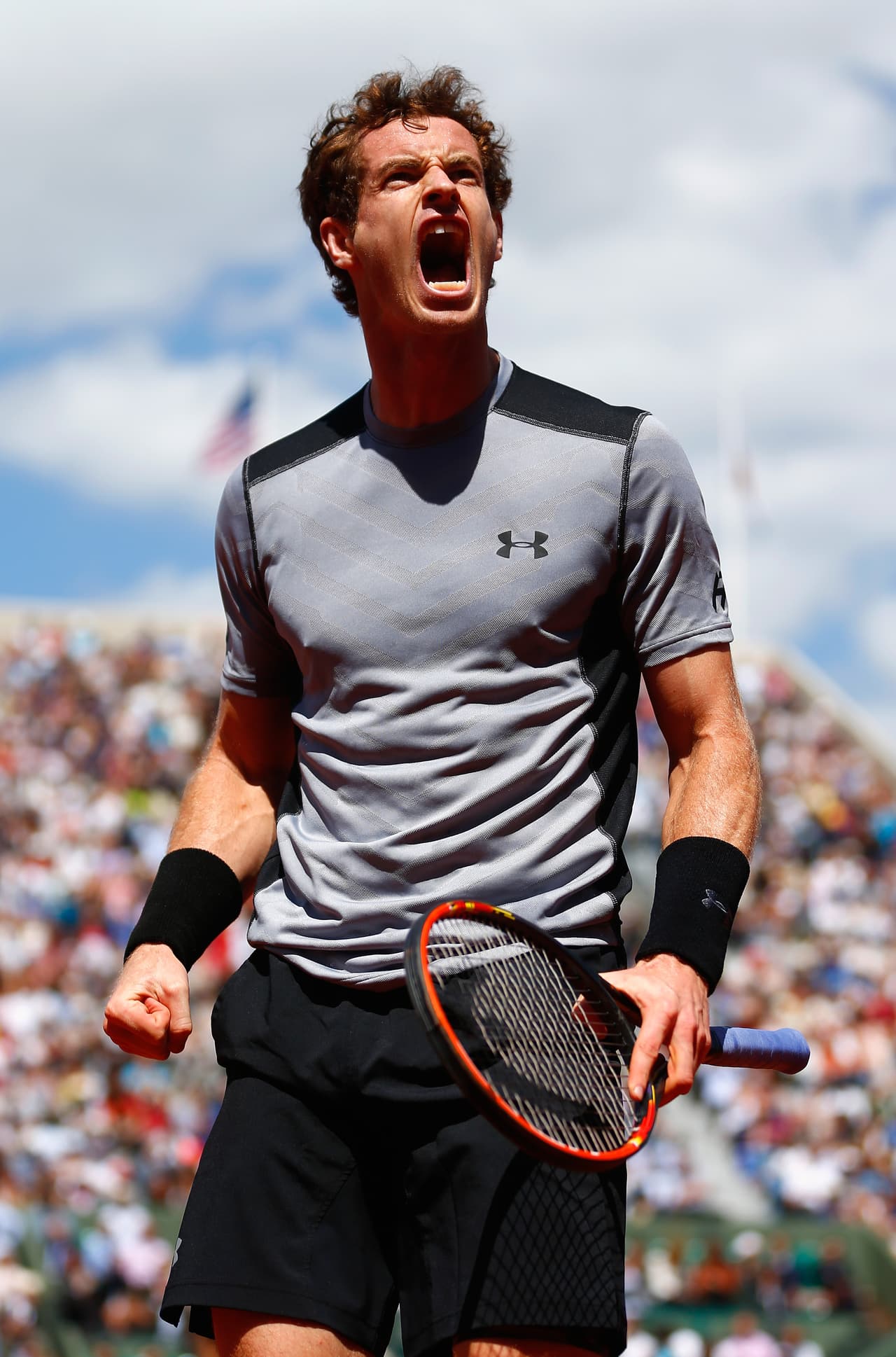 Te traemos las últimas noticias del torneo Roland Garros, la eliminación de Sharapova, nadal y Djokovic pasan, y la venezolana-española Muguruza pasa de ronda.