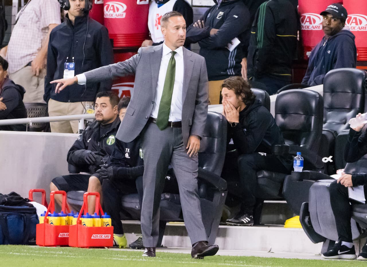 Caleb Porter, el entrenador de Portland, fue designado como técnico de este XI ideal de la semana. En su banco de suplentes estarían Brad Guzan (Atlanta United), Jake Nerwinski (Vancouver Whitecaps), Aaron Long (New York Red Bulls), Djordje Mihailovic (Chicago Fire), Jonathan dos Santos (LA Galaxy) y Yordy Reyna (Vancouver Whitecaps). (USA Today Images)
