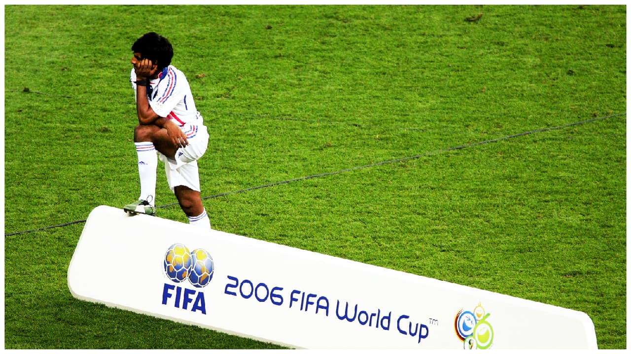 Dhorasoo: el futbolista que se adelantó a Mark Zuckerberg y a Facebook