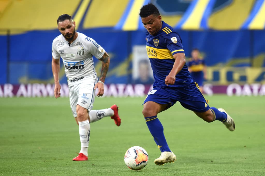 Sin ventaja para nadie, Boca y Santos deberán resolver la eliminación en Brasil tras el empate 0-0 del día de hoy en la Bombonera.