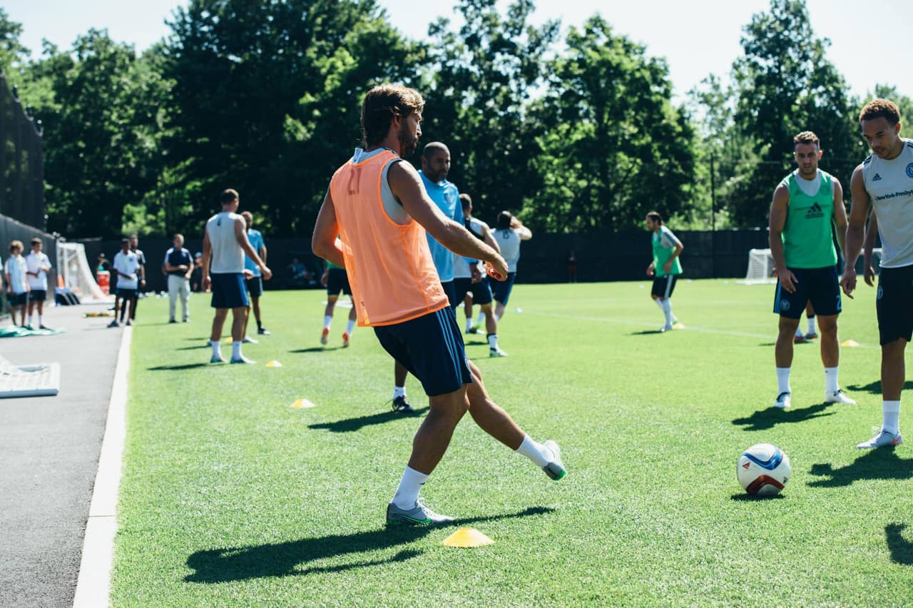 Primer entrenamiento de Andrea Pirlo