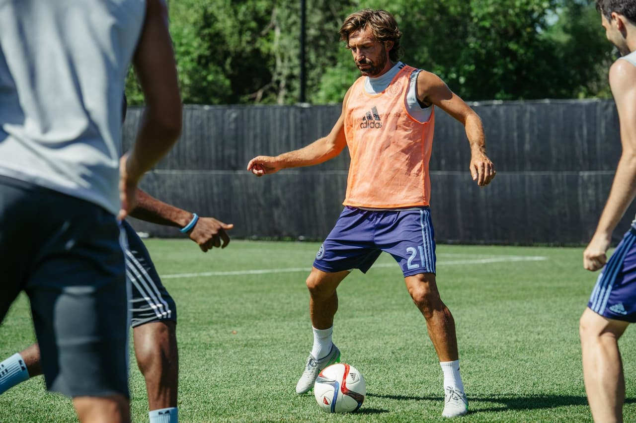 Primer entrenamiento de Andrea Pirlo