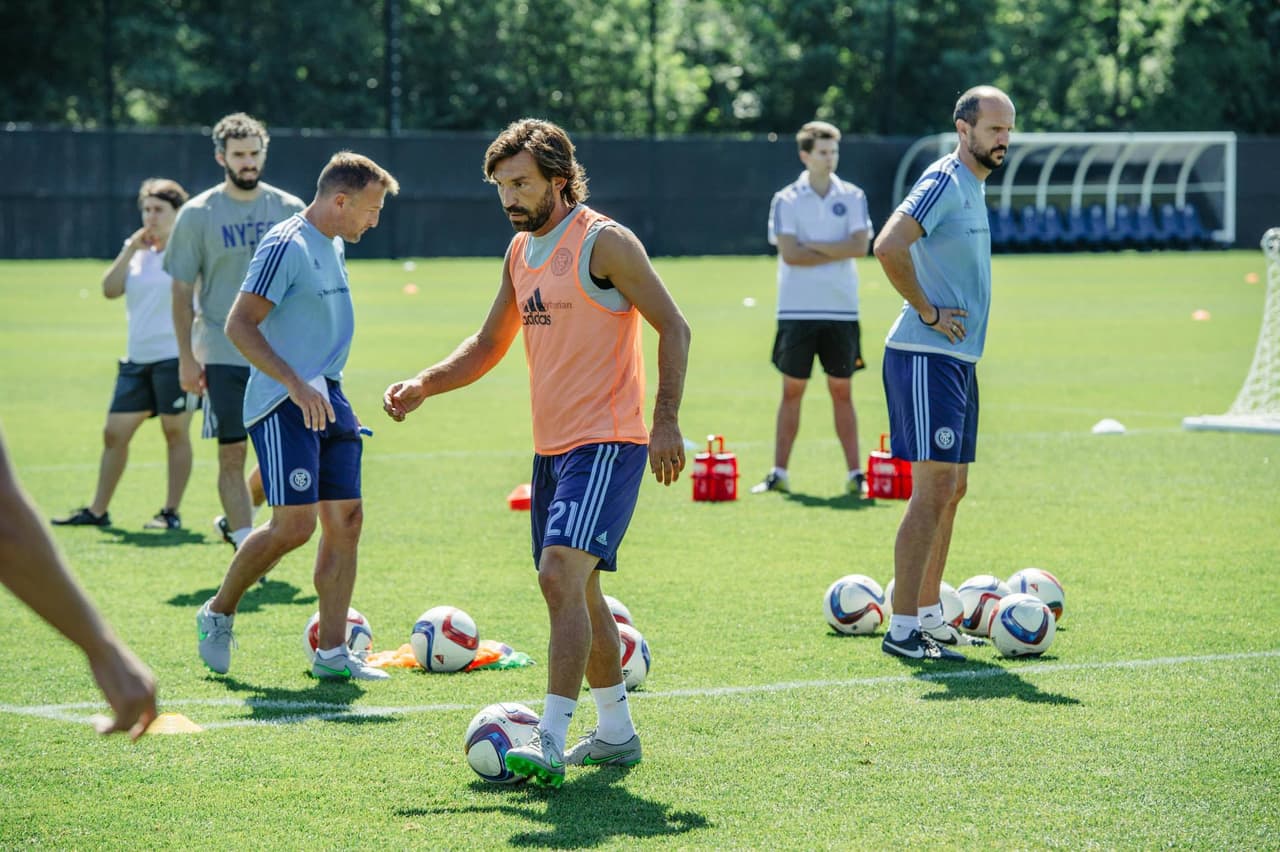 Primer entrenamiento de Andrea Pirlo