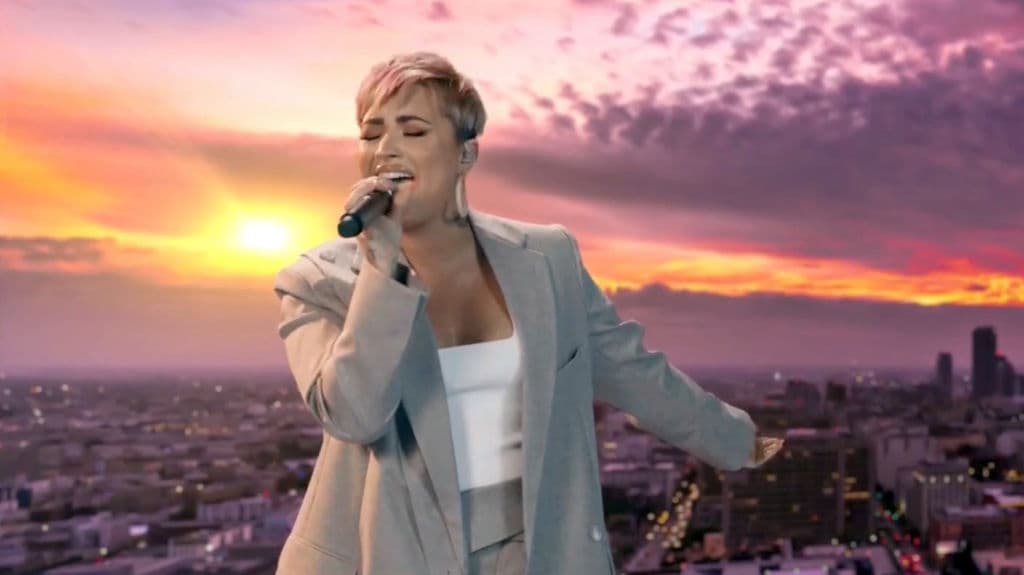 El tatuaje fue llevado a cabo por el famoso tatuador Dr. Woo, quien compartió una serie de fotos en su propia historia de Instagram.