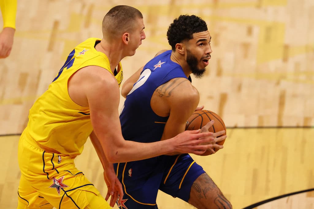 Giannis Antetokounmpo y Damien Lillard llevan al Team LeBron de la mano para vencer 170-150 a los del Team Durant.