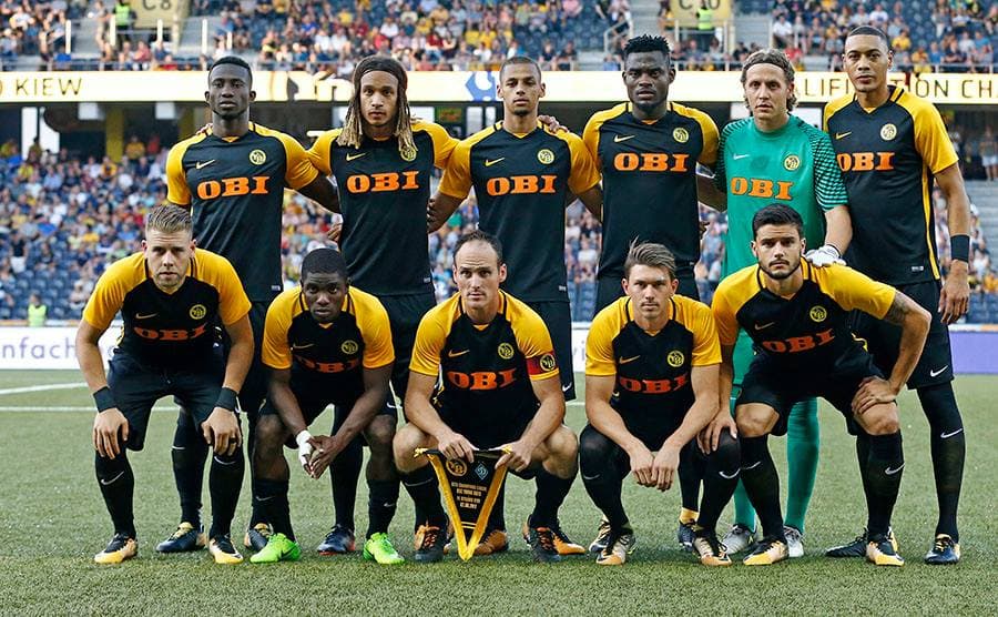 El gol visitante le dio al Young Boys de Suiza la clasificación ante el Dinamo Kiev tras igualar en el global por 3-3.