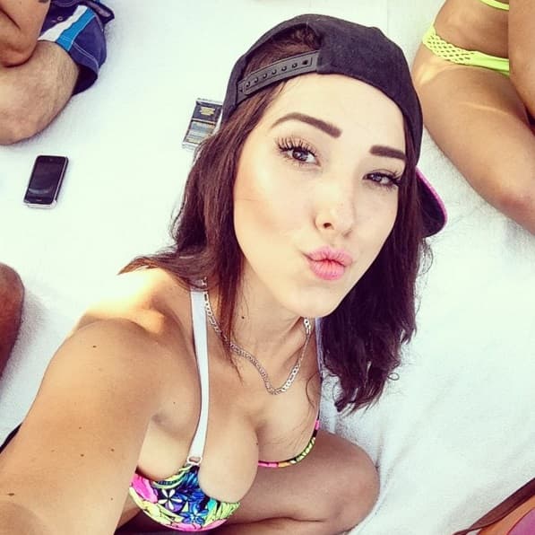 La bella modelo regiomontana es gran seguidora del campeón del fútbol mexicano quien celebró con algarabía el triunfo de su equipo favorito sobre Pumas.