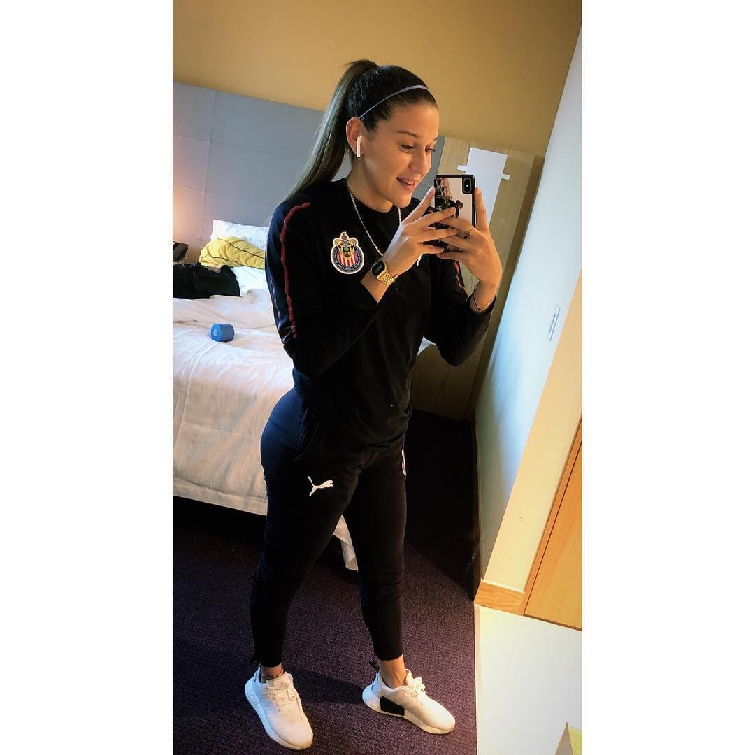 <b>Norma</b> le debe su pasión por el fútbol a un primo que considera casi un hermano y con quien empezó a jugar.