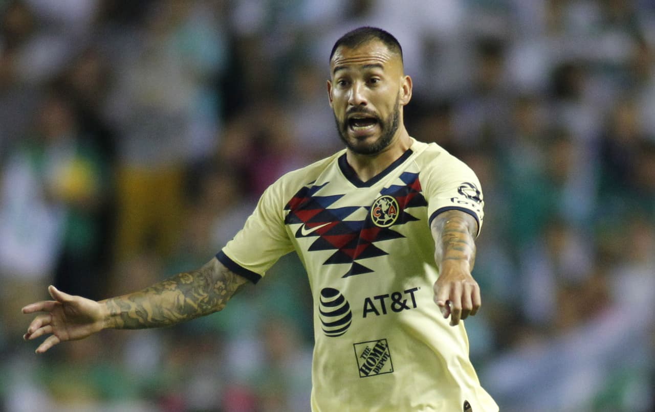 Retiran expulsión a Emanuel Aguilera con América