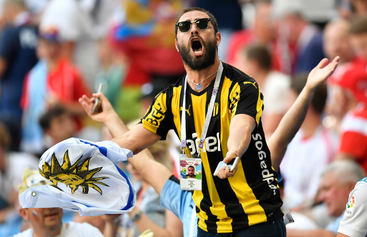 Rusos y uruguayos vivieron con gran emoción la previa y el partido del grupo A entre sus países en el Samara Arena. Aunque los locales fueron más en número, los sudamericanos no se quedaron atrás.