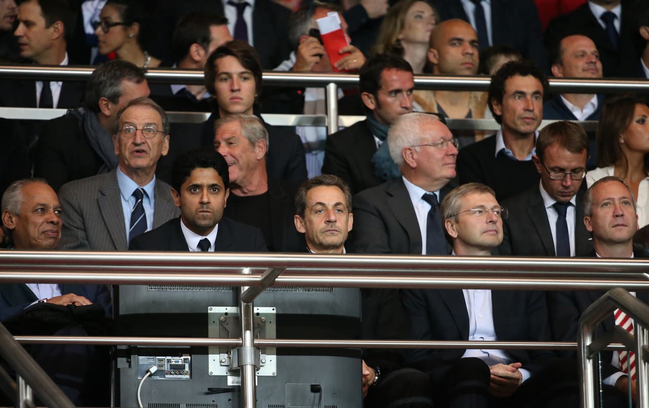 Nueva denuncia contra expresidente de Francia por atribuir Mundial a Catar