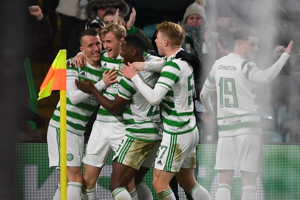 Celtic se impone 3-2 al Real Betis durante la última Jornada de la fase de Grupos en la UEFA Europa League. Welsh, Henderson y Turnbull le dieron la victoria al equipo escocés, mientras que Bain (autogol) y Borja Iglesias descontaron para los béticos. Diego Lainez jugó 63 minutos.
