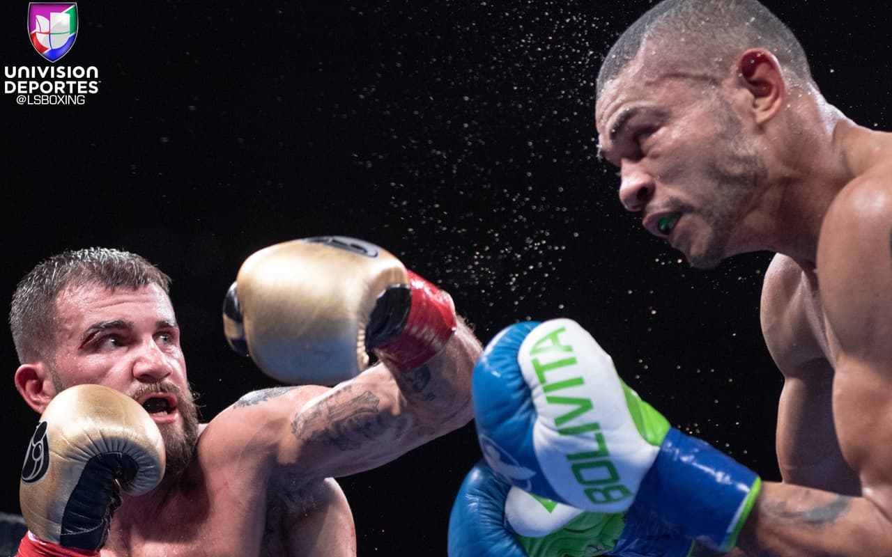 En una pelea emocionante, Caleb Plant logró despojar a José Uzcátegui de su cetro supermedio de la FIB en Los Ángeles tras noquear en dos ocasiones al entonces campeón venezolano.