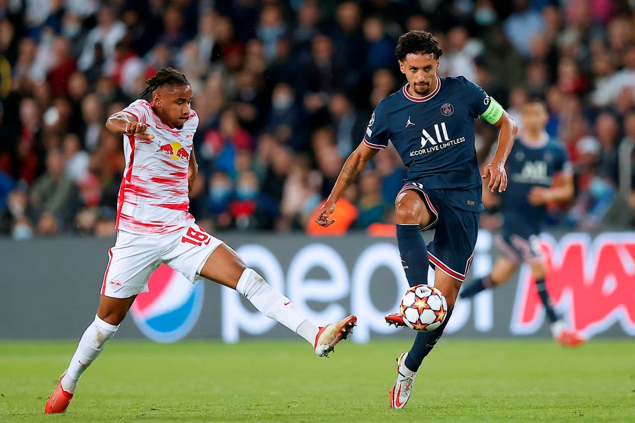 Barcelona se impone sobre el RB Leipzig 3-2 con doblete de Lionel Messi (67', 74') y gol de Kylian Mbappé (9'), mientras que para la escuadra alemana, fueron André Silva (28') y Nordi Mukiele (57') quienes sumaron anotaciones en el Parque de los Príncipes.