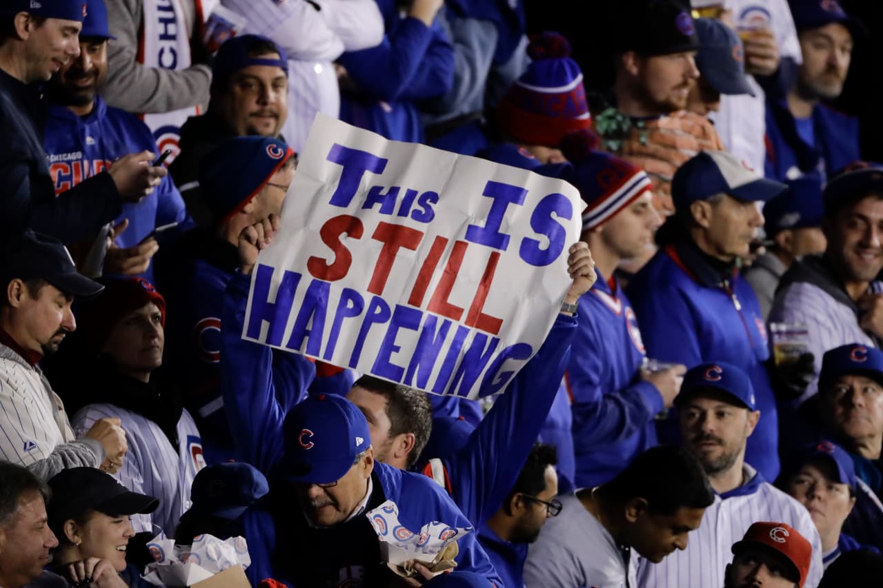 Todavía pueden soñar los Chicago Cubs con volver a ser campeones y romper una racha enorme sin triunfar en el Clásico de Otoño.