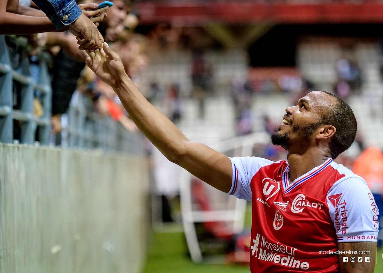 <b>Yunis Abdelhamid</b>, Stade Reims. El central del Reims, brilló en el triunfo por 1-0 de su equipo ante el Olympique de Lyon en una de las campanadas de la fecha 2. El marroquí tuvo 57 toques de balón.