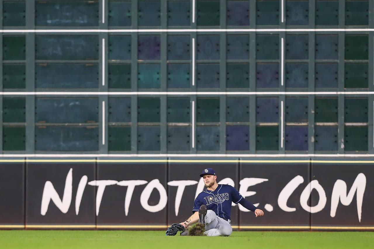 Triunfo con autoridad de los Houston Astros, 6-1 a los Rays, para avanzar a la Serie de Campeonato.