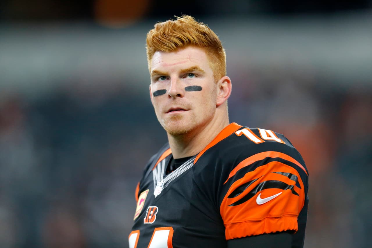 Incluso en la Temporada 100 de la NFL, Dalton fue enviado a la banca previo a la Semana 10.