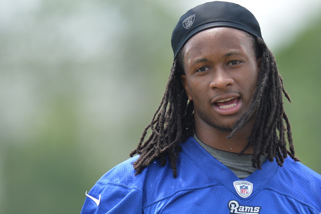 Todd Gurley espera iniciar campo de entrenamiento de los Rams en la lista NFI