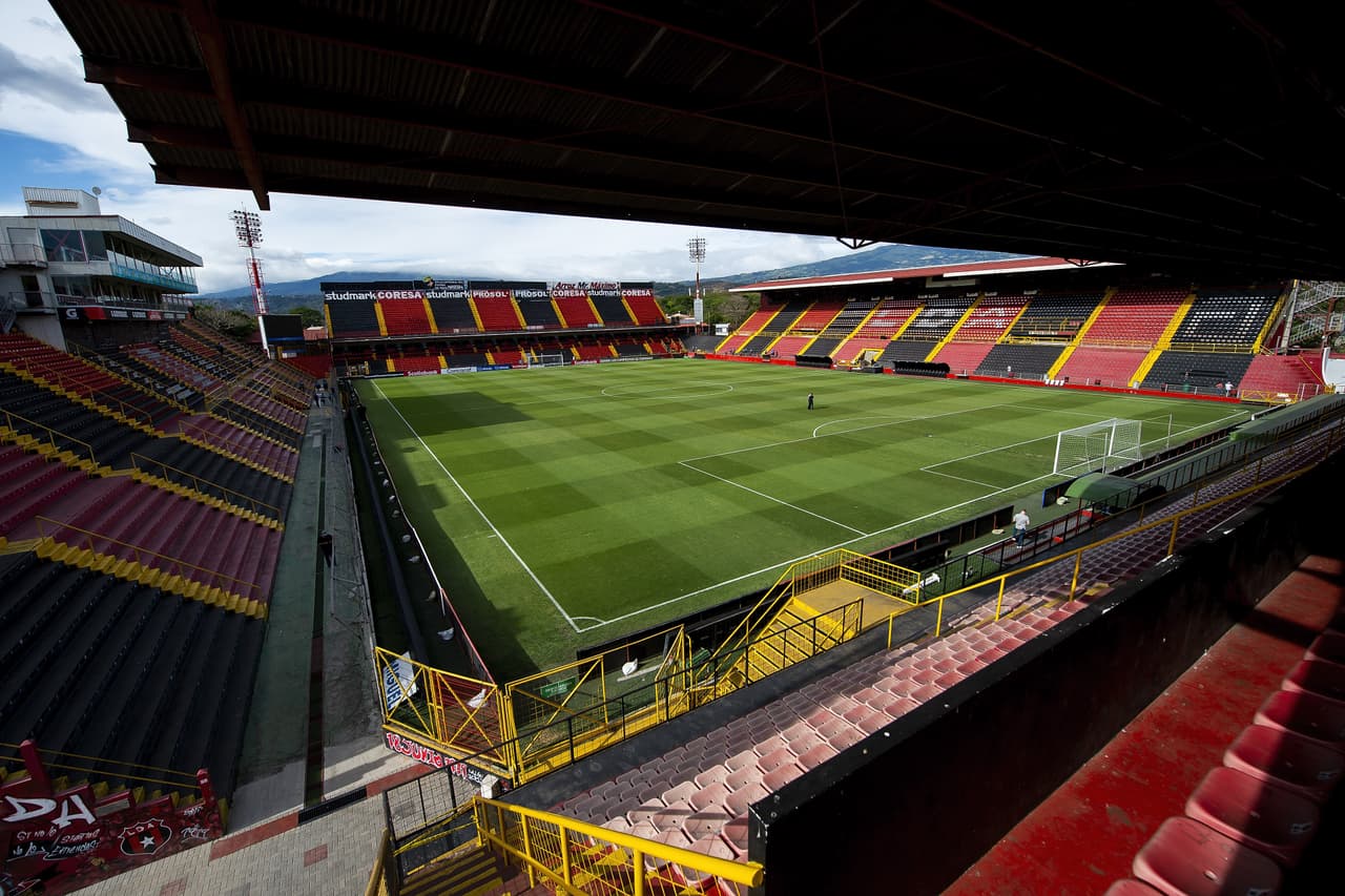 El Estadio Carlos Ugalde Álvarez se encuentra en Quesada, Costa Rica. Tiene una capacidad de 5 mil 800 espectadores.