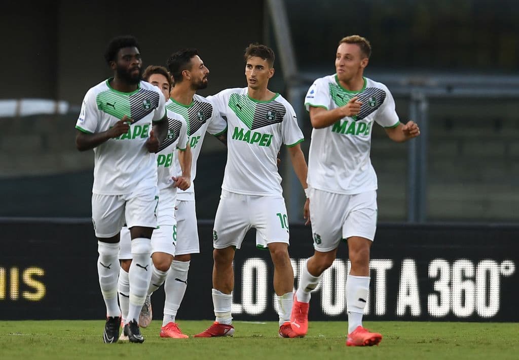 Sassuolo no se deja intimidar por lo locales y vencen 2-3 al Hellas Verona.