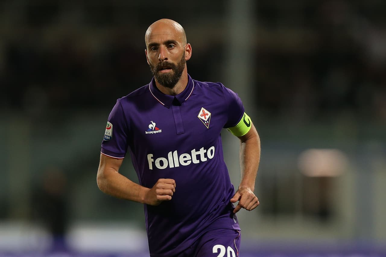Inter de Milán y Fiorentina negocian por Borja Valero