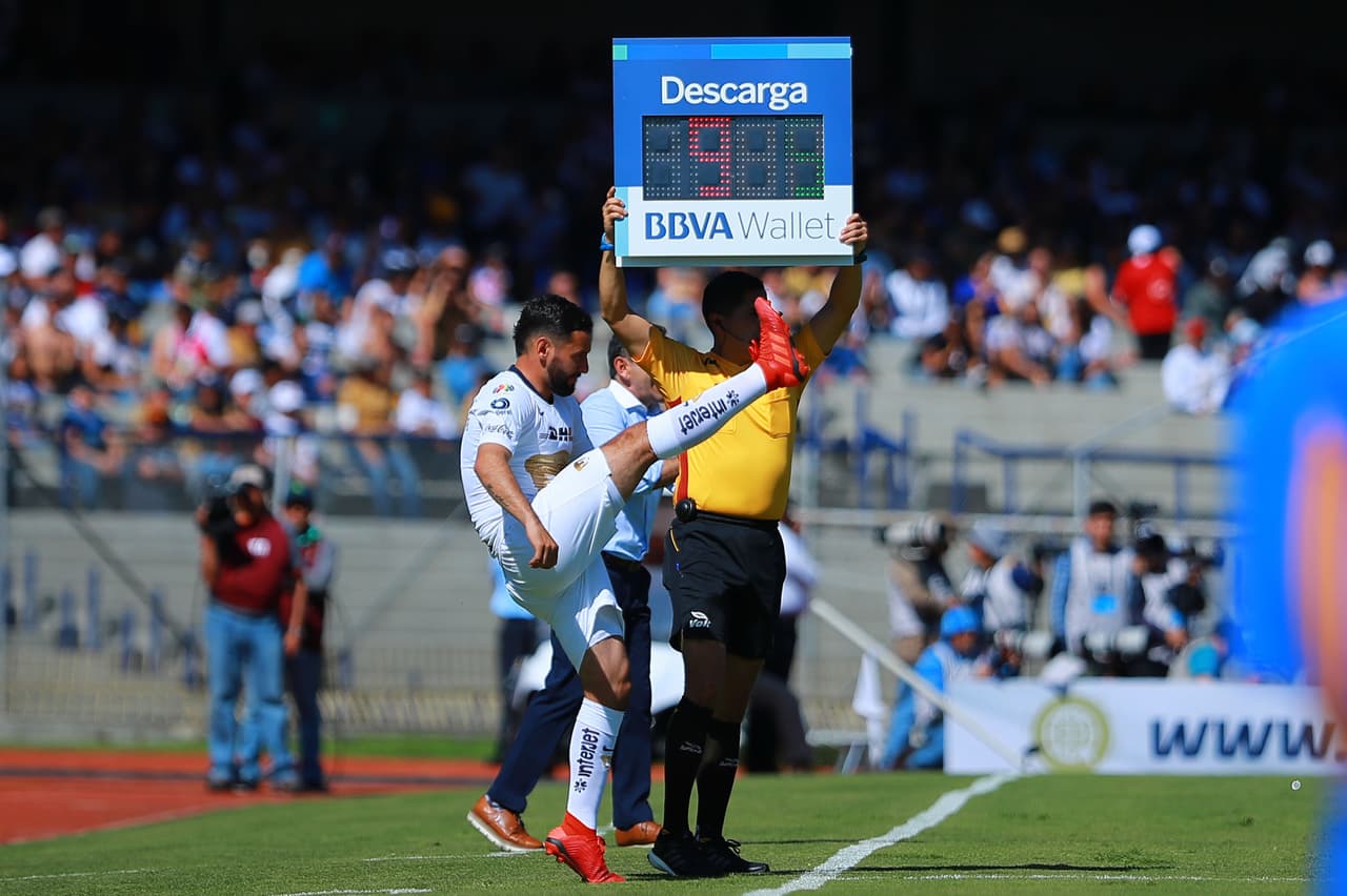 El duelo fue intenso y por eso David Patiño ingresó a la cancha a Matías Alustiza, Alan Mendoza y Kevin Escamilla para aguantar la ventaja con velocidad en contragolpe y buena defensa.