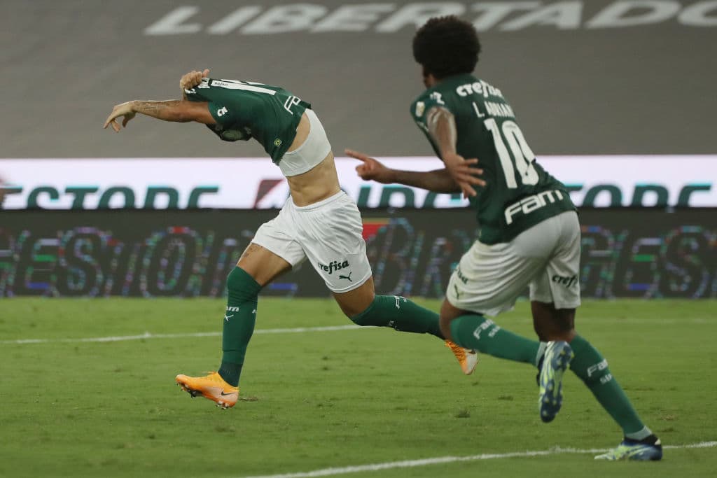 Con un soberbio testarazo y aprovechando las distracciones en la cancha, Vasconselos (90+9’) marcó el tanto que les dio el título continental.