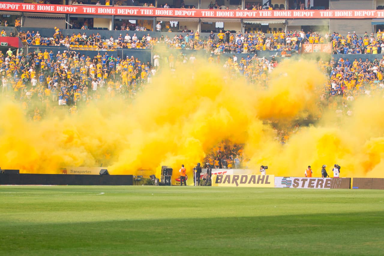 La localía- Tigres necesitará hacer de su estadio una fortaleza y no cometer los errores que sucedieron ante Jaguares, le permitieron a los chiapanecos llevarse un gol y eso ante los escarlatas les puede costar caro. Para Toluca la oportunidad de cerrar en casa será importante, la altura y el apoyo de la gente jugará a favor de los rojos.