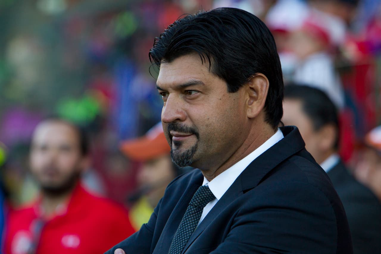 El hambre de Cardozo- José Saturnino Cardozo se ha quedado corto en las Liguillas con Toluca y desea salir campeón, la serie será particularmente especial ya que Saturnino deseará a toda costa eliminar a los Tigres de Ricardo Ferretti.