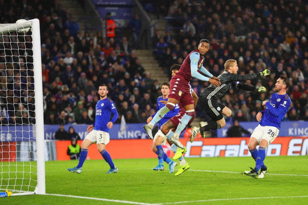 El Leicester City empata 1-1 con el Aston Villa; Guilbert abrió el marcador para la visita, Iheanacho igualó la ida de la semifinal de la Carabao Cup.