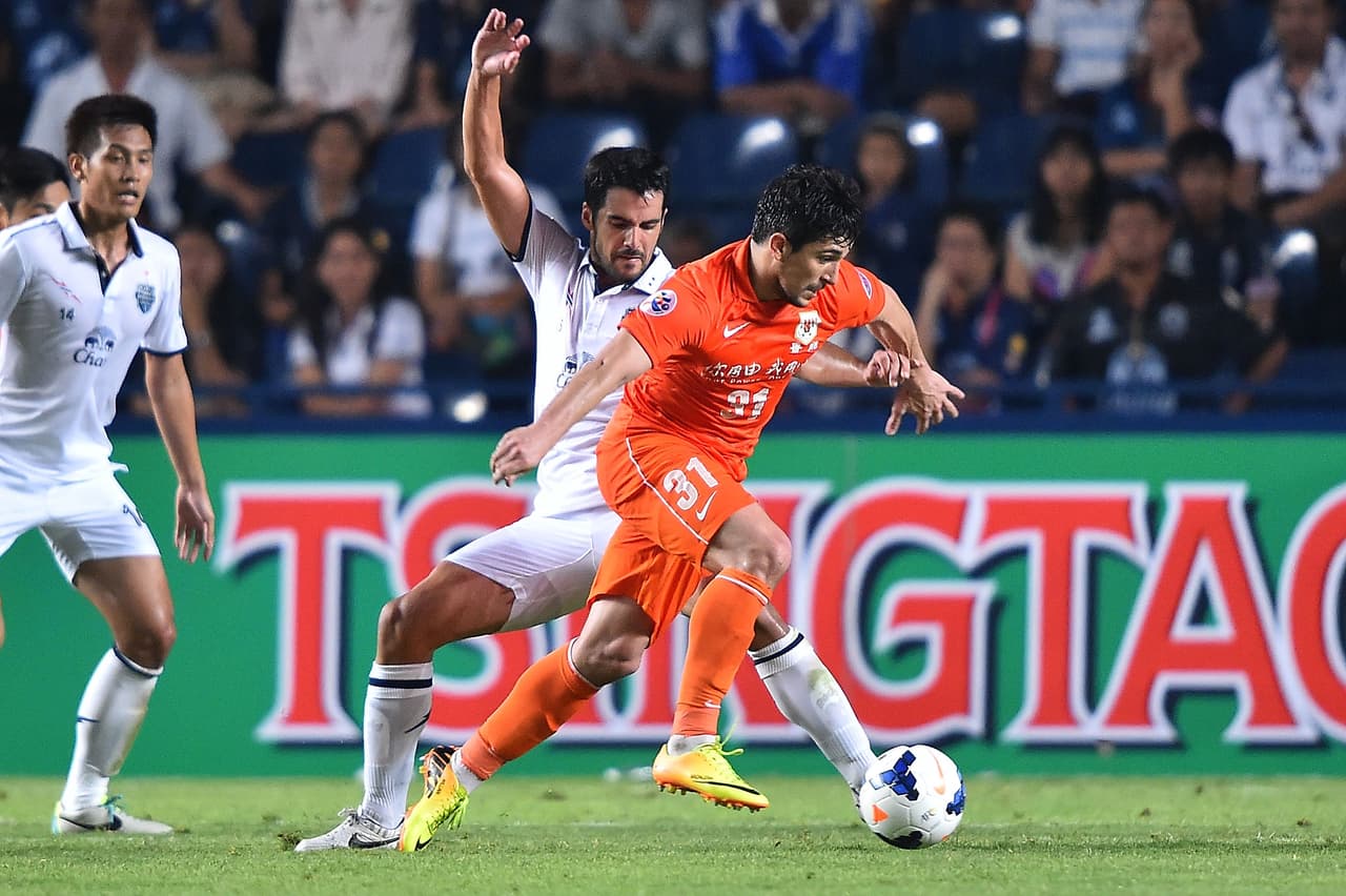 Aloísio, delantero del Guangdong, es otra opción que se baraja para reforzar a la selección de China.