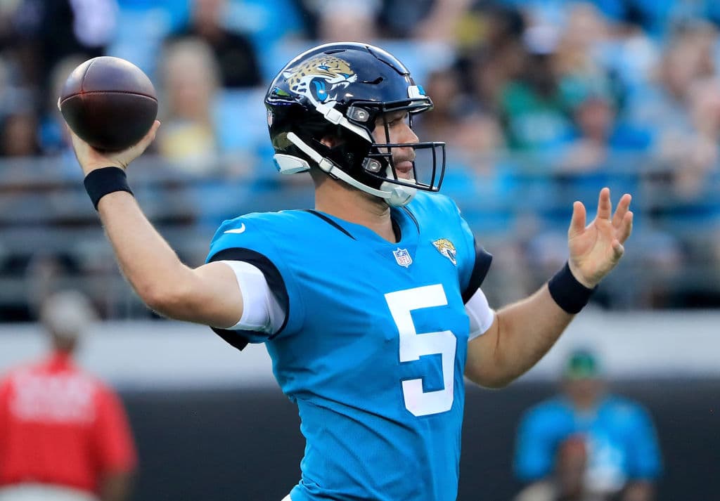 1)
<b>Jacksonville Jaguars</b>. Los Jaguars son un equipo muy talentoso, gran juego terrestre, defensa extraordinaria y de eso se benefició Blake Bortles, uno de los quarterbacks más mediocres en la NFL.
