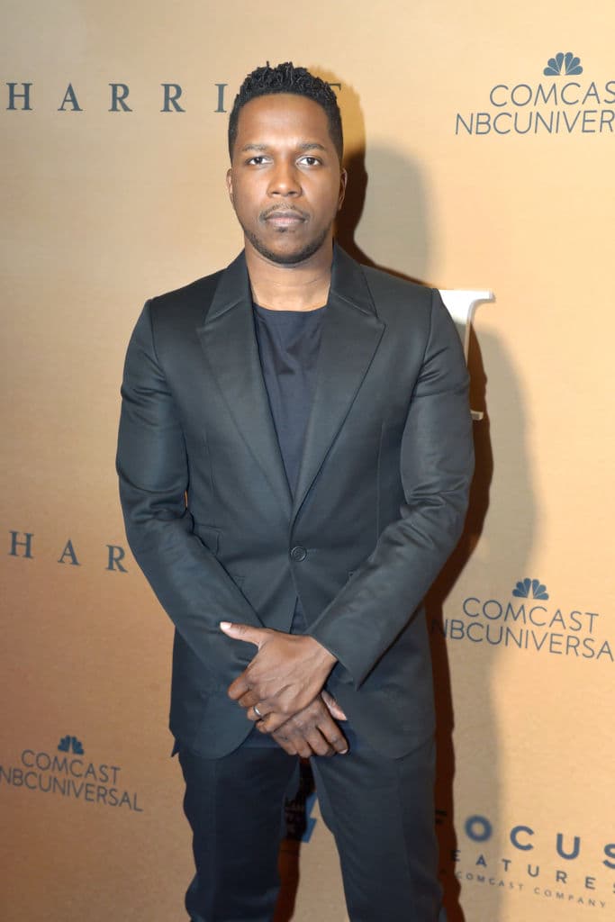 "Esta tiene más de documentación que de escritura impulsiva. Tuve que leer un montón de libros y hacer un huevo de entrevistas porque había mucha autenticidad dramática en la película original" ha señalado el realizador antes de añadir: "Ha llevado mucho más trabajo de lo que había previsto y creo que fui un ingenuo al pensar que sería de otra forma", afirmó el director.
<br>