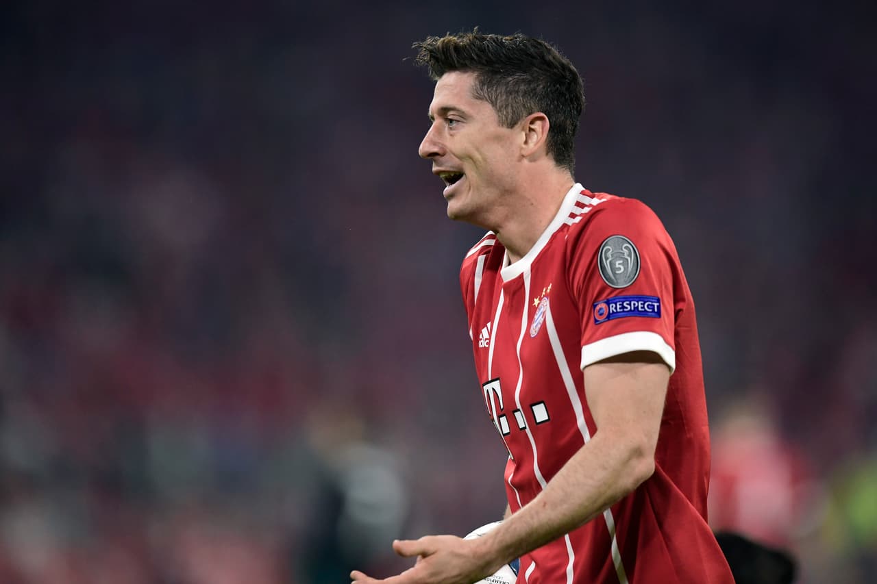 Aunque para muchos parece complicado, los rumores de la llegada de Robert Lewandowski al Real Madrid siguen paseándose por los medios europeos con más fuerza.