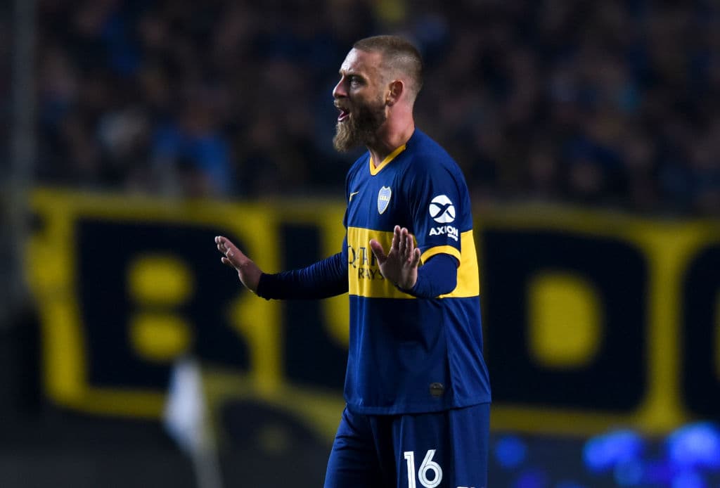 Desmintió los rumores de una mala relación con la nueva dirigencia y dijo que se va del equipo y también del futbol.