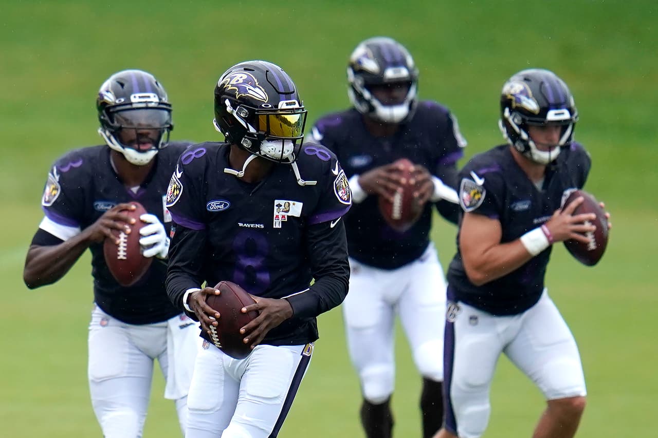 Baltimore Ravens quarterbacks, Griffin III, Lamar Jackson, Tyler Huntley y Trace