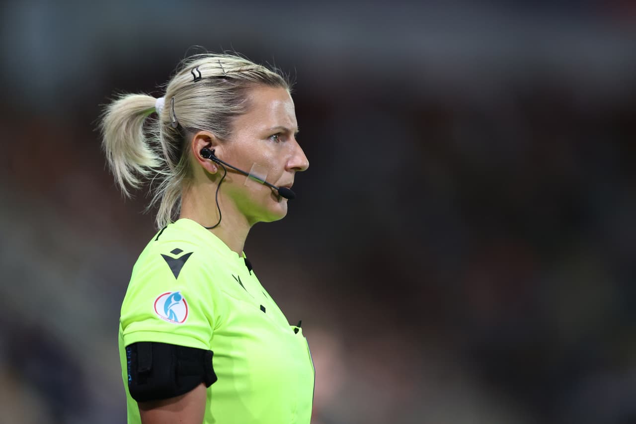 La otra semifinal la jugarán Inglaterra contra Suecia el 26 de julio.
<br>