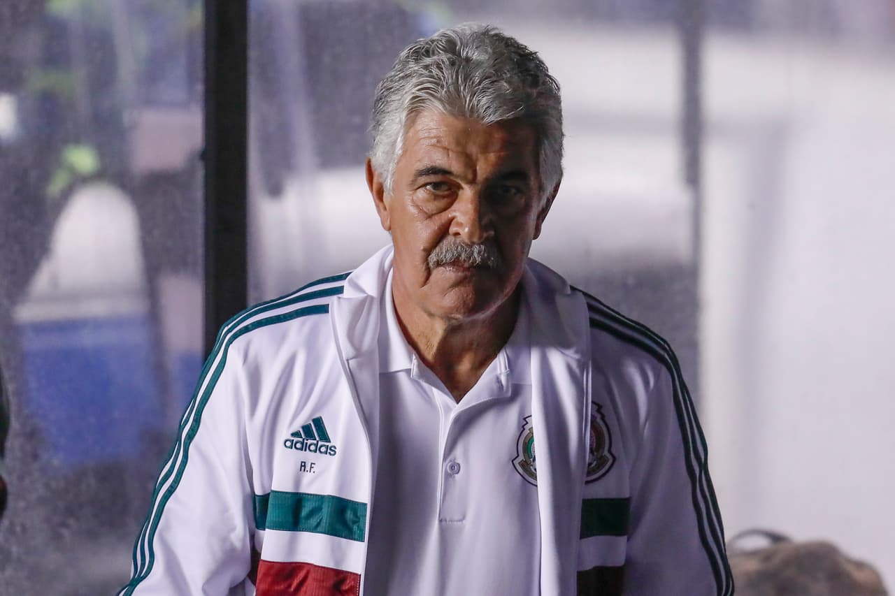 7. La línea de los 10 partidos: además, el entrenador brasileño llegará a diez compromisos dirigiendo a la selección de México con un saldo de tres triunfos, tres derrotas y un empate.