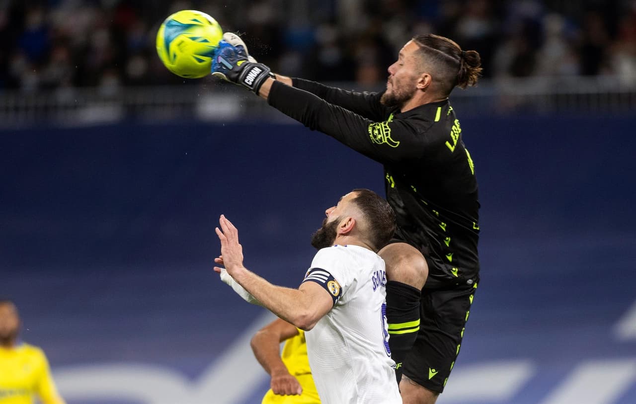 Real Madrid y Cadiz reparten puntos tras empatar 0-0 en Chamartín, durante la J18 de La Liga. Aún con este resultado, el equipo merengue sigue siendo líder de la tabla, con el Sevilla pisándole los talones como segundo.