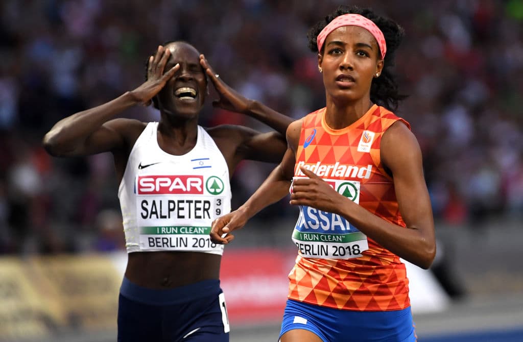 La medalla de plata era un buen premio, pero se escapó en punta la neerlandesa que siguió en carrera y consiguió la medalla de oro.