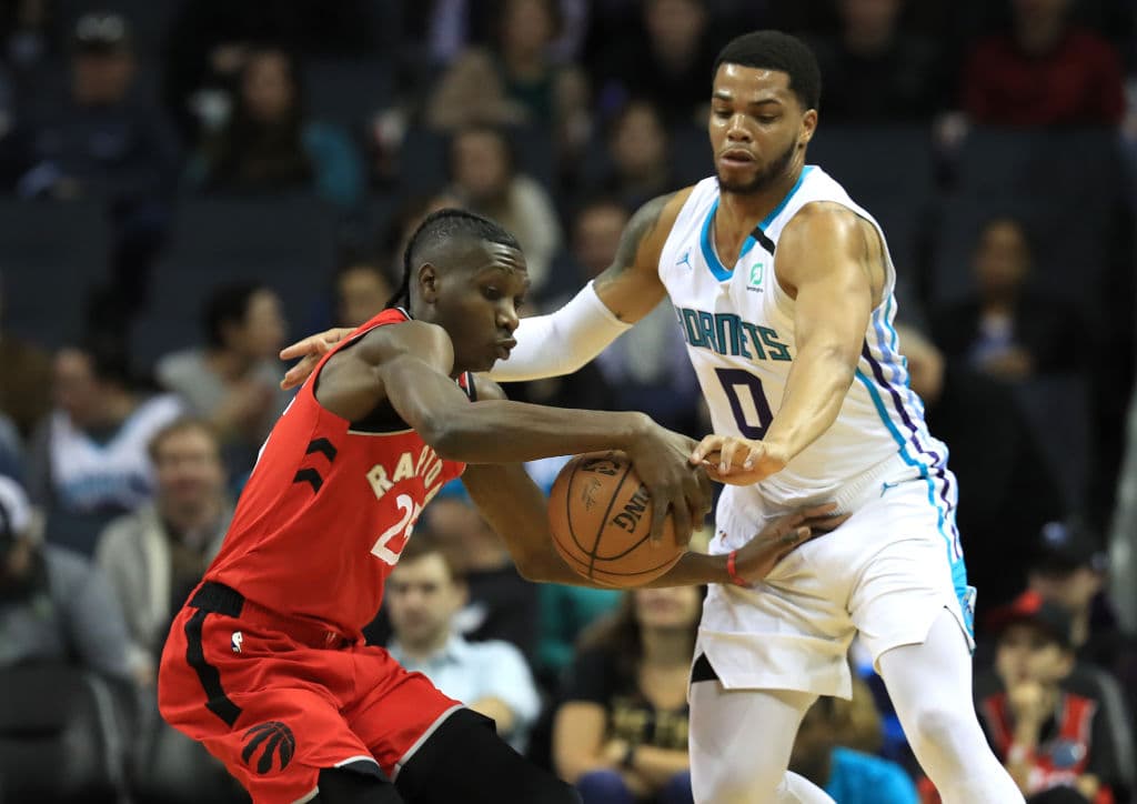 Con apenas 21 años, Miles Bridges ya es uno de los jugadores con mejor salto de toda la liga y promedia 44%en tiros de campo.