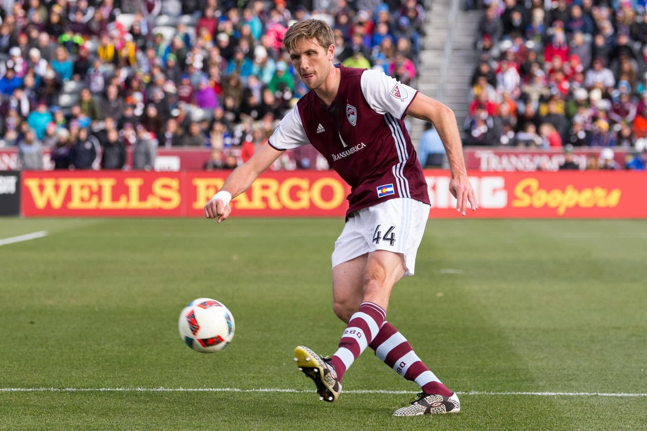 AXEL SJOBERG | El defensor sueco de Colorado Rapids es el hombre más alto de toda la liga, estirándose a un poco más de 2 metros. El joven de 25 años de edad lideró a la mejor defensa de toda la liga, que tan solo recibió 32 goles en 34 partidos de temporada regular.