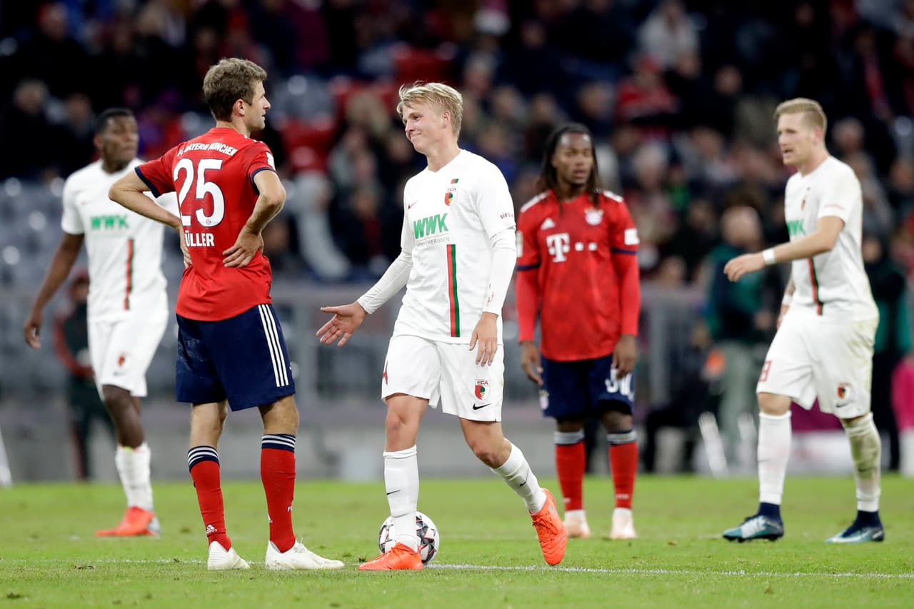 Bayern Munich cedió la igualdad en casa contra Augsburg en la Jornada 5 de la Bundesliga y cortó su racha de victorias en esta edición del certamen.