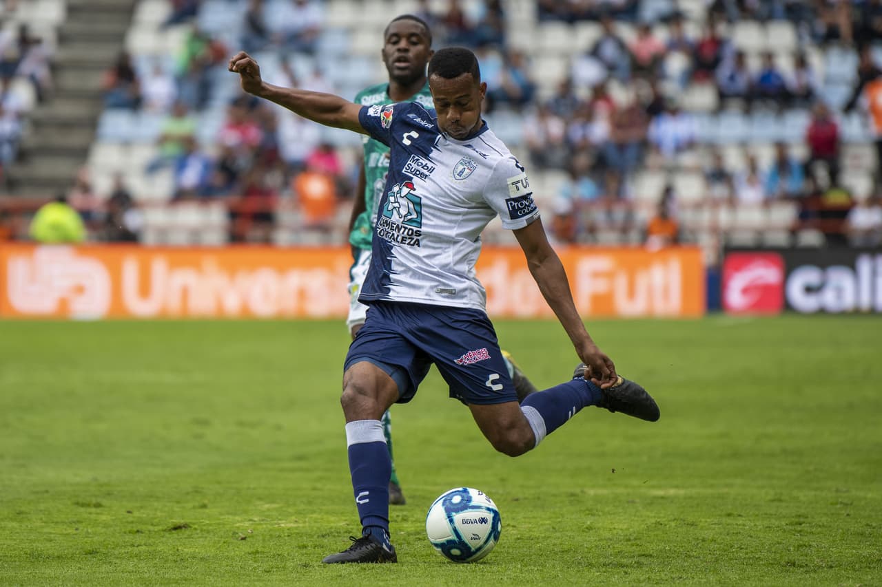 León anuncia a Stiven Barreiro como refuerzo de un modo incluyente