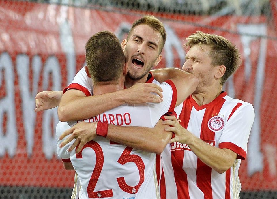 Olympiacos le ganó al Partizan con marcador global por 5-3. En la ida ganó 3-1 y en la vuelta igualaron 2-2.