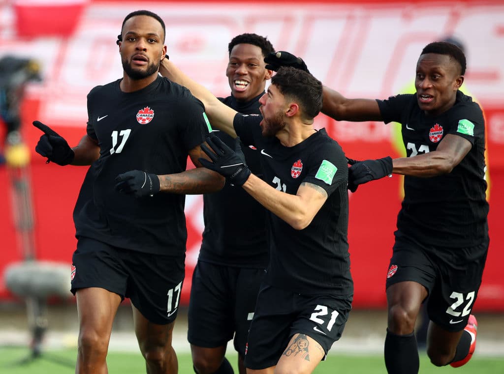 Con sólo una anotación durante los primeros minutos del encuentro por parte de Cyle Larin (7’), Canadá se impuso ante Estados Unidos, manteniendo su liderato en la eliminatoria rumbo a Qatar 2022 y posicionándose como primero de la CONCACAF.