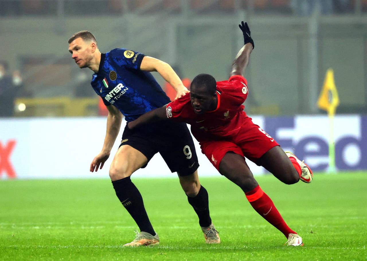 Liverpool se impone 2-0 ante el Inter de Milan durante el partido de ida en Octavos de Final de la UEFA Champions League, con anotaciones de Roberto Firmino y Mohamed Salah. Los Reds llevarán la ventaja para el juego de regreso.