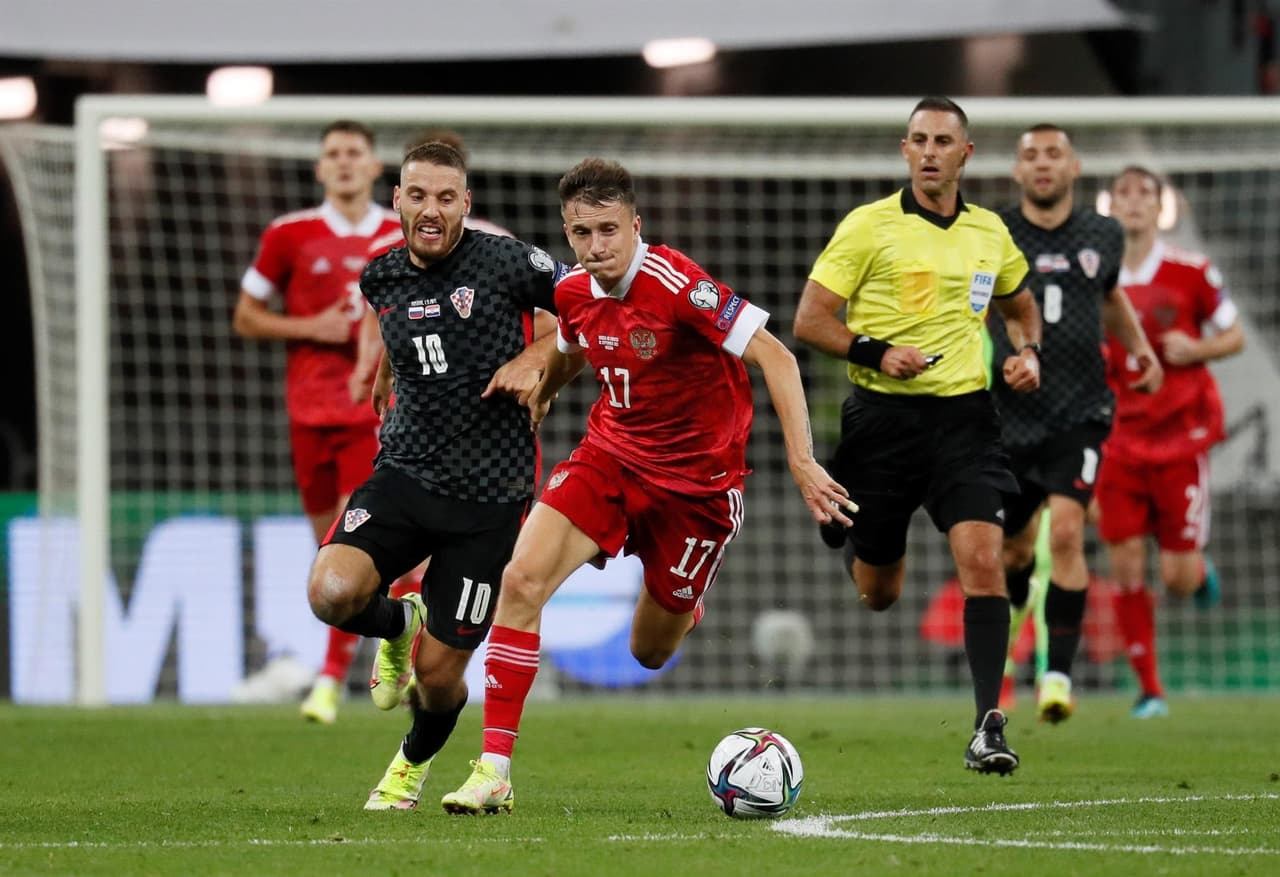 Rusia y Croacia no se hacen daño durante el partido eliminatorio rumbo al Mundial de Catar 2022. Aunque hubo empate a ceros, ambos equipos siguen en la cima del grupo H con siete puntos cada uno; Eslovaquia se encuentra cerca.